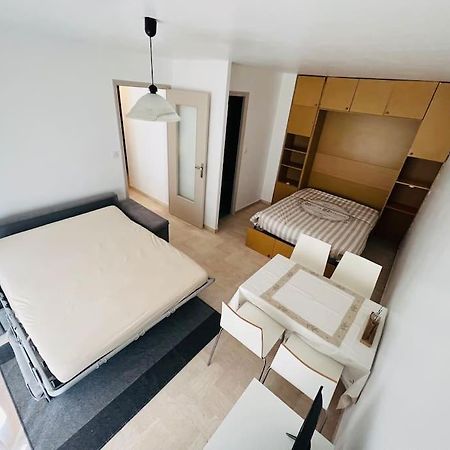 Studio 4 Couchages A 200 M De La Plage Avec Garage, Linge De Maison Et Serviettes Pour 30 Euros En Option Juan-les-Pins Extérieur photo